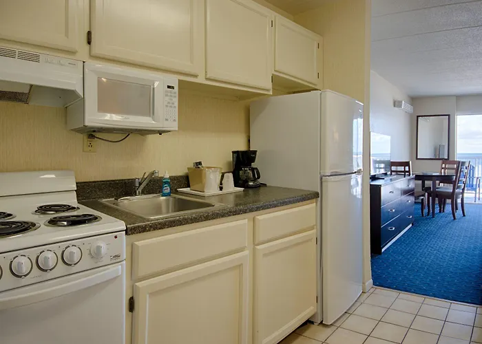 Sealoft Oceanfront Hotel 2*