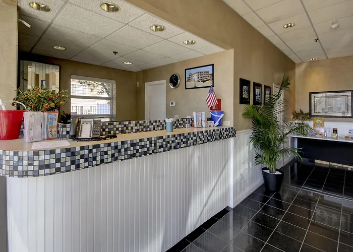 Sealoft Oceanfront 2*